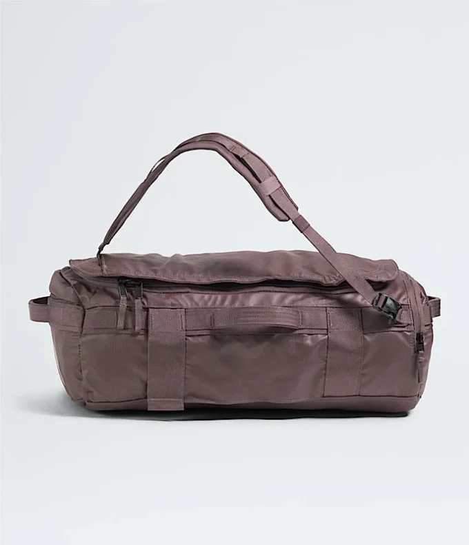 Base Camp Voyager Duffel – 32 l Base Camp Voyager Duffel – 32 l