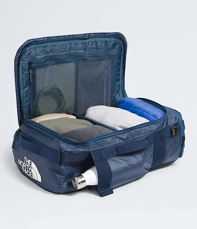 Base Camp Voyager Duffel – 32 l Base Camp Voyager Duffel – 32 l