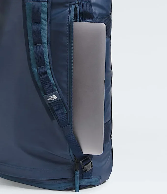Base Camp Voyager Duffel – 32 l Base Camp Voyager Duffel – 32 l
