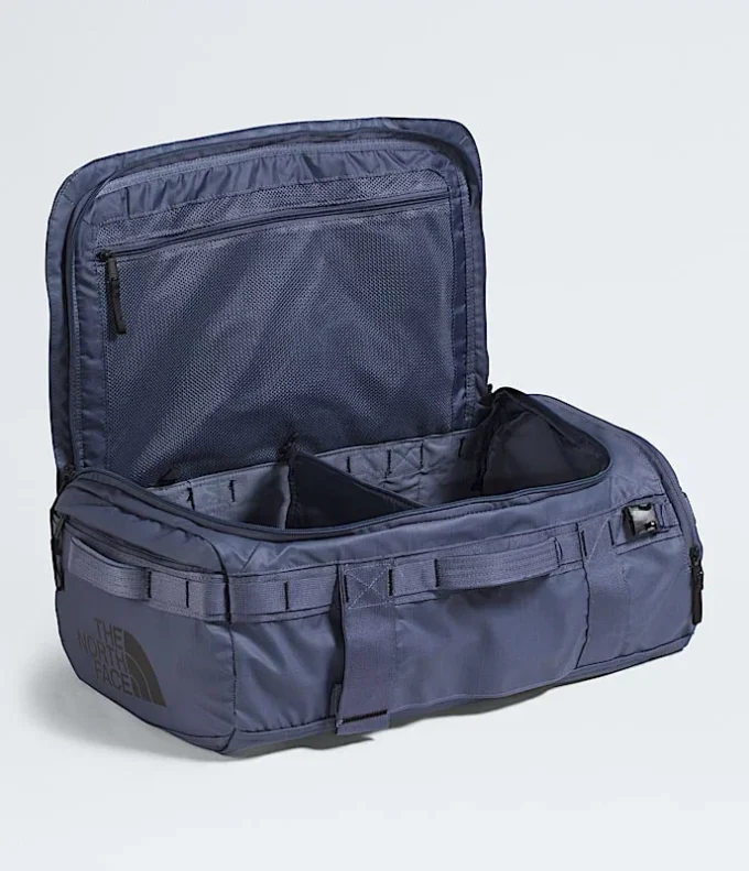 Base Camp Voyager Duffel – 32 l Base Camp Voyager Duffel – 32 l