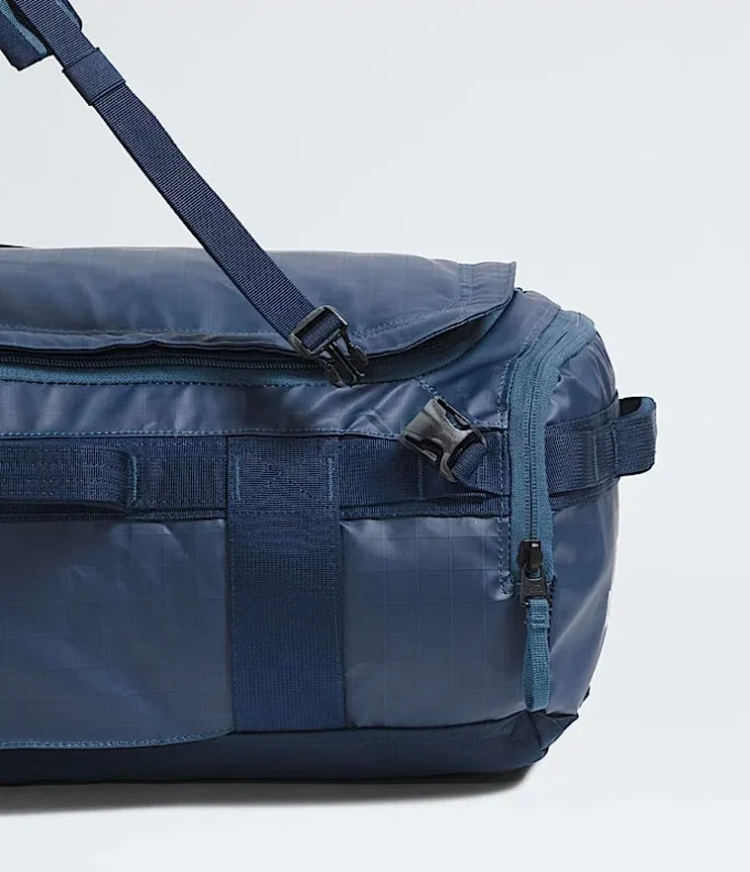Base Camp Voyager Duffel – 32 l Base Camp Voyager Duffel – 32 l