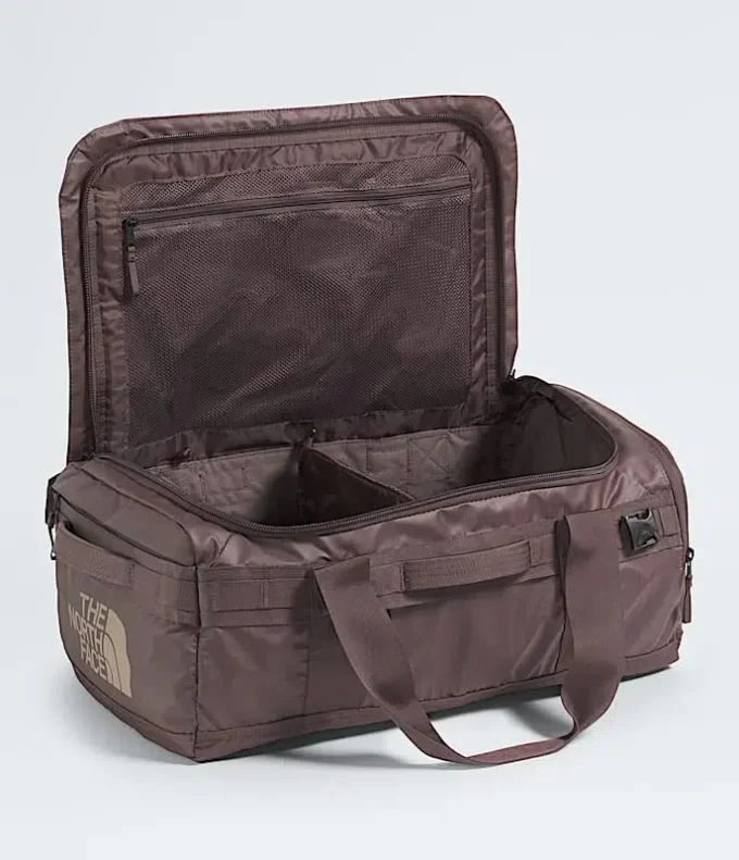Base Camp Voyager Duffel – 42 l Base Camp Voyager Duffel – 42 l