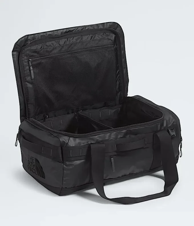 Base Camp Voyager Duffel – 42 l Base Camp Voyager Duffel – 42 l