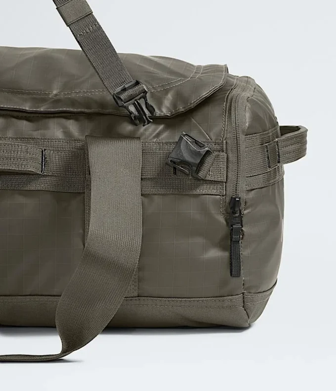 Base Camp Voyager Duffel – 42 l Base Camp Voyager Duffel – 42 l