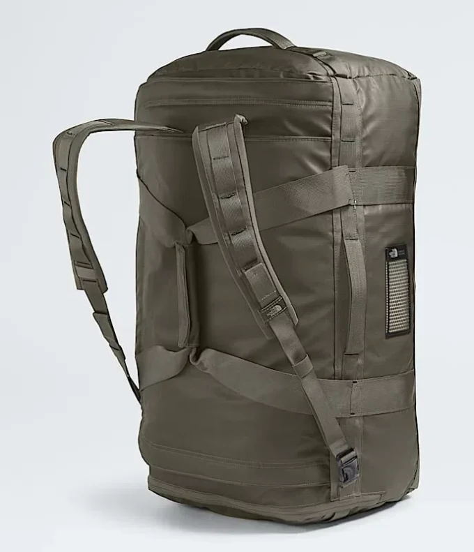 Base Camp Voyager Duffel – 62 l Base Camp Voyager Duffel – 62 l