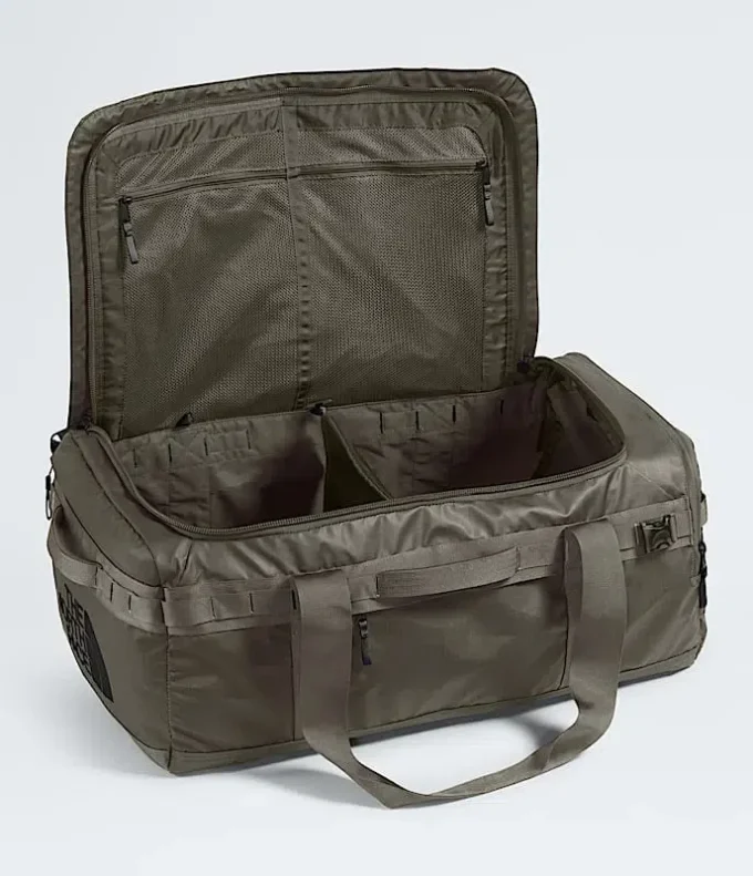 Base Camp Voyager Duffel – 62 l Base Camp Voyager Duffel – 62 l