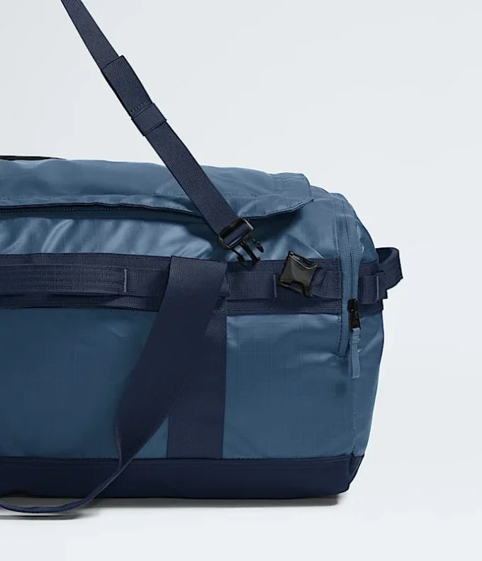 Base Camp Voyager Duffel – 62 l Base Camp Voyager Duffel – 62 l