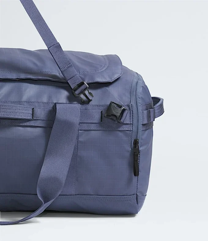 Base Camp Voyager Duffel – 62 l Base Camp Voyager Duffel – 62 l