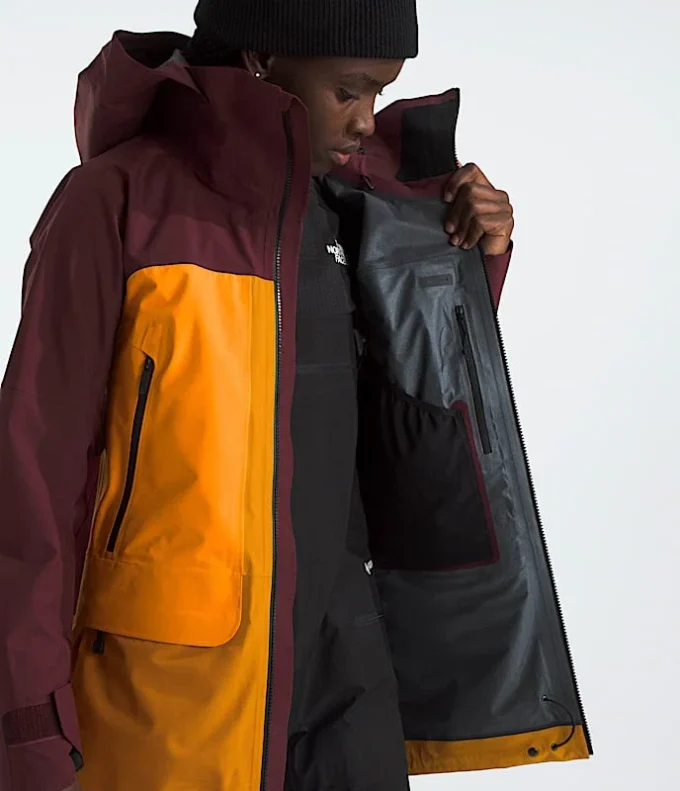 Damenjacke Verbier GORE-TEX® aus der Summit-Serie Damenjacke Verbier GORE-TEX® aus der Summit-Serie