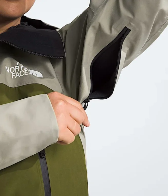 Damenjacke Verbier GORE-TEX® aus der Summit-Serie Damenjacke Verbier GORE-TEX® aus der Summit-Serie