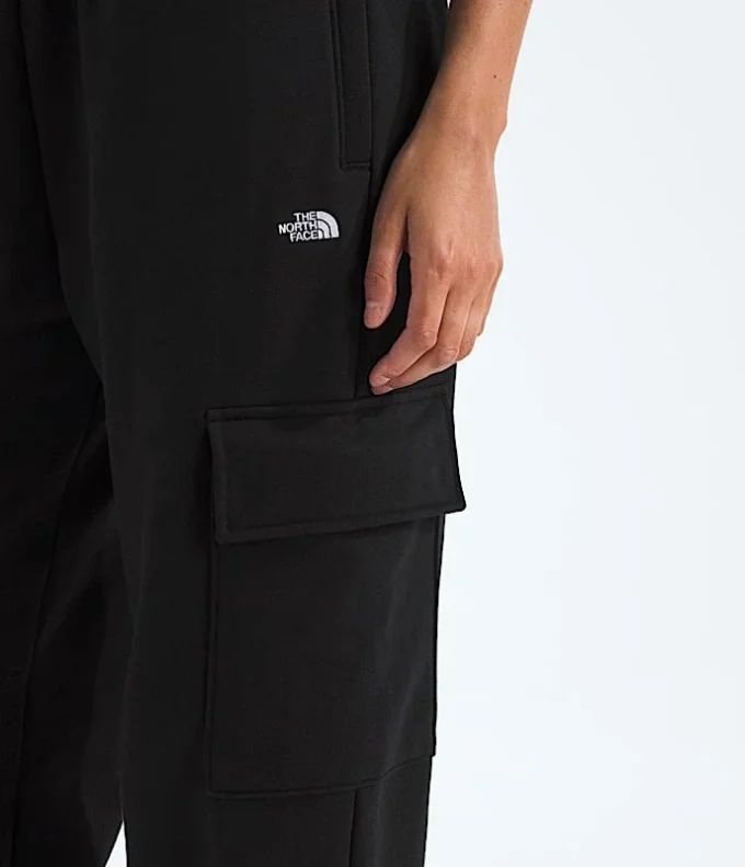Essential Simple Dome Cargo Hose für Damen Essential Simple Dome Cargo Hose für Damen