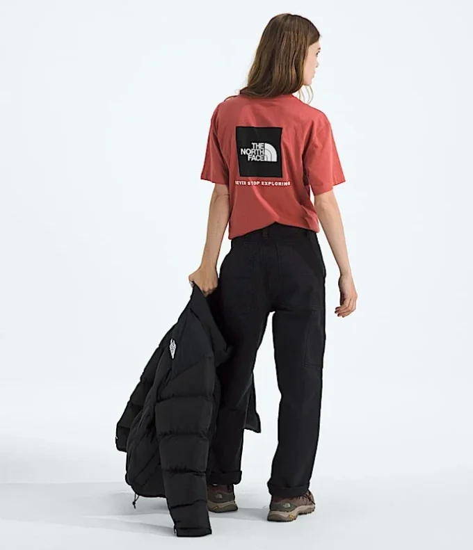 Evolution Box NSE Relaxed Short-Sleeve Tee für Damen Evolution Box NSE Relaxed Short-Sleeve Tee für Damen