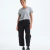 Evolution Box NSE Relaxed Short-Sleeve Tee für Damen Evolution Box NSE Relaxed Short-Sleeve Tee für Damen