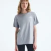 Evolution Box NSE Relaxed Short-Sleeve Tee für Damen Evolution Box NSE Relaxed Short-Sleeve Tee für Damen