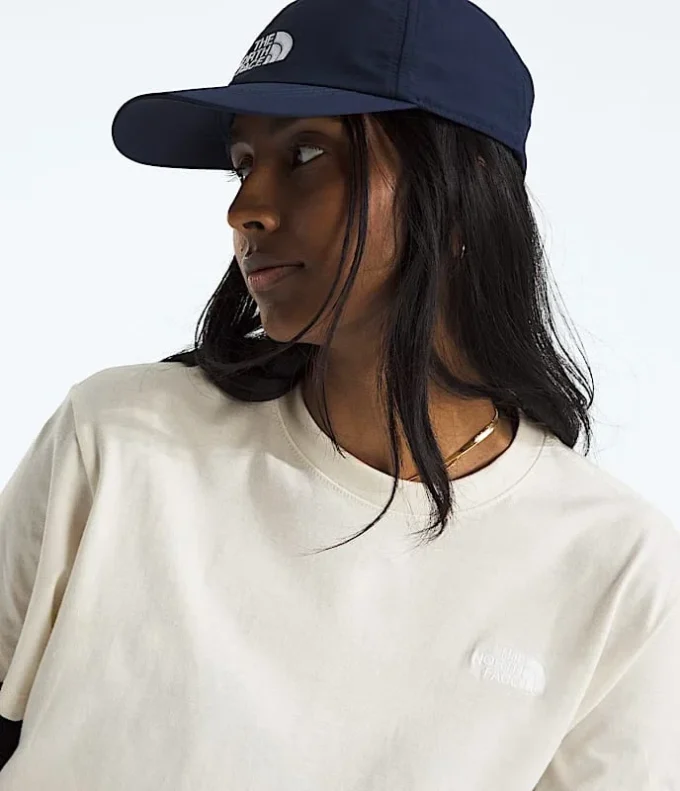 Evolution Simple Dome Relaxed Kurzarm-T-Shirt für Damen Evolution Simple Dome Relaxed Kurzarm-T-Shirt für Damen