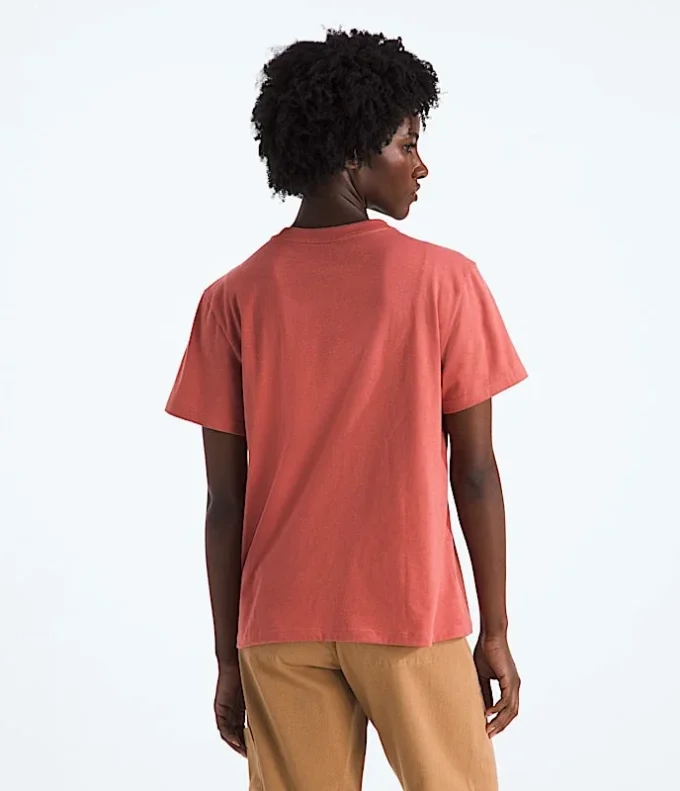 Evolution Simple Dome Relaxed Kurzarm-T-Shirt für Damen Evolution Simple Dome Relaxed Kurzarm-T-Shirt für Damen