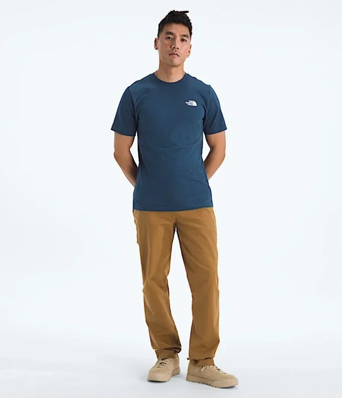 Herren-T-Shirt Core Wavy Lines Box NSE mit kurzen Ärmeln Herren-T-Shirt Core Wavy Lines Box NSE mit kurzen Ärmeln