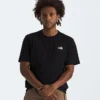 Herren-T-Shirt Evolution Box NSE Regular mit kurzen Ärmeln Herren-T-Shirt Evolution Box NSE Regular mit kurzen Ärmeln