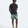 Herren-T-Shirt mit kurzen Ärmeln aus Tri-Blend-Material Herren-T-Shirt mit kurzen Ärmeln aus Tri-Blend-Material