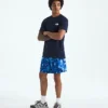 Herren-T-Shirt mit kurzen Ärmeln und einfachem Dome-Ausschnitt Herren-T-Shirt mit kurzen Ärmeln und einfachem Dome-Ausschnitt