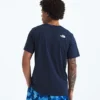 Herren-T-Shirt mit kurzen Ärmeln und einfachem Dome-Ausschnitt Herren-T-Shirt mit kurzen Ärmeln und einfachem Dome-Ausschnitt