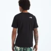 Herren-T-Shirt mit kurzen Ärmeln und einfachem Dome-Ausschnitt Herren-T-Shirt mit kurzen Ärmeln und einfachem Dome-Ausschnitt