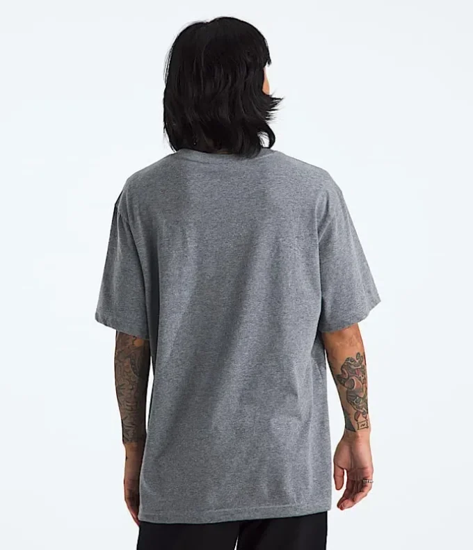 Herren-T-Shirt mit kurzen Ärmeln und Evolution Box Fit Herren-T-Shirt mit kurzen Ärmeln und Evolution Box Fit