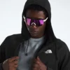 Herrenjacke Reaxion 2.0 mit Kapuze und durchgehendem Reißverschluss Herrenjacke Reaxion 2.0 mit Kapuze und durchgehendem Reißverschluss