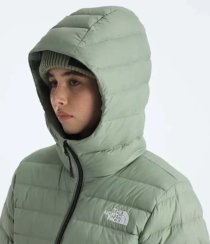 Klassische Daunenjacke mit Kapuze für Damen Klassische Daunenjacke mit Kapuze für Damen