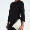 Klassische Daunenjacke mit Kapuze für Damen Klassische Daunenjacke mit Kapuze für Damen