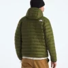 Klassische Daunenjacke mit Kapuze für Herren Klassische Daunenjacke mit Kapuze für Herren