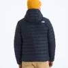 Klassische Daunenjacke mit Kapuze für Herren Klassische Daunenjacke mit Kapuze für Herren