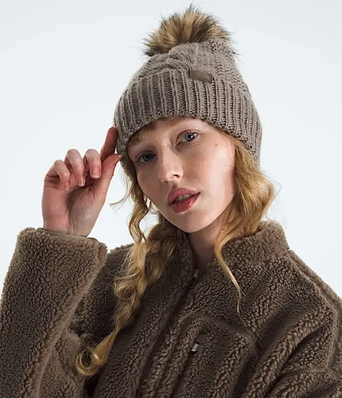 Oh Mega Fur Pom Beanie für Damen Oh Mega Fur Pom Beanie für Damen