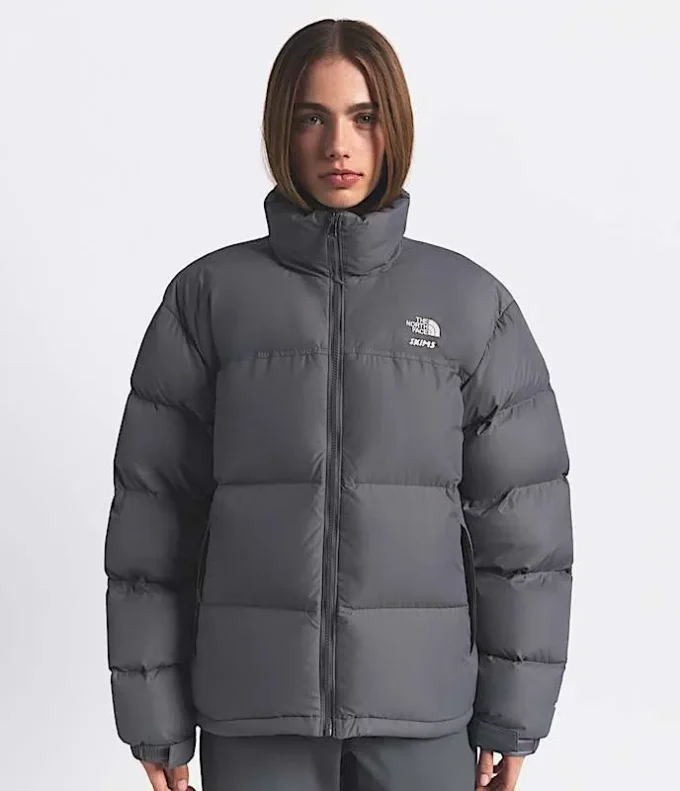 The North Face X SKIMS 1996 Nuptse Jacke The North Face X SKIMS 1996 Nuptse Jacke