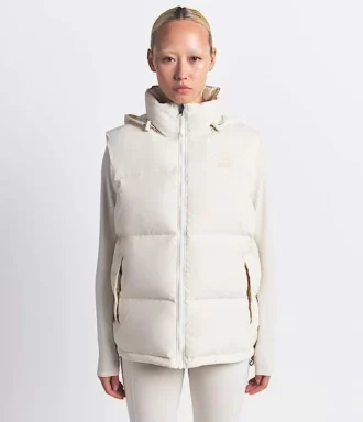 The North Face X SKIMS 1996 Nuptse Weste