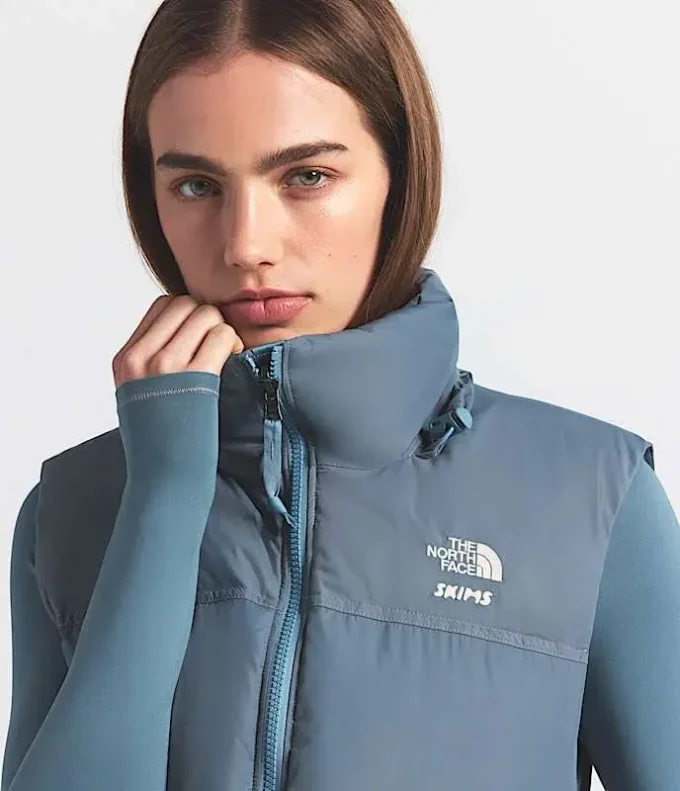 The North Face X SKIMS 1996 Nuptse Weste The North Face X SKIMS 1996 Nuptse Weste