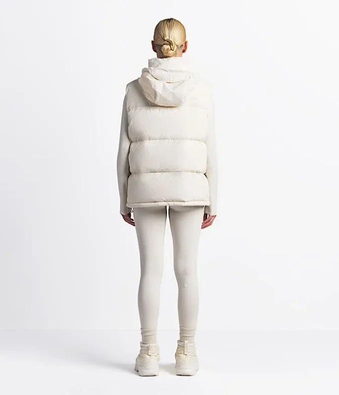 The North Face X SKIMS 1996 Nuptse Weste The North Face X SKIMS 1996 Nuptse Weste