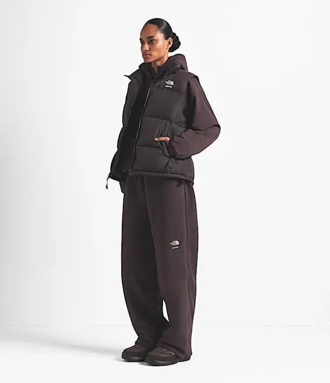 The North Face X SKIMS 1996 Nuptse Weste The North Face X SKIMS 1996 Nuptse Weste