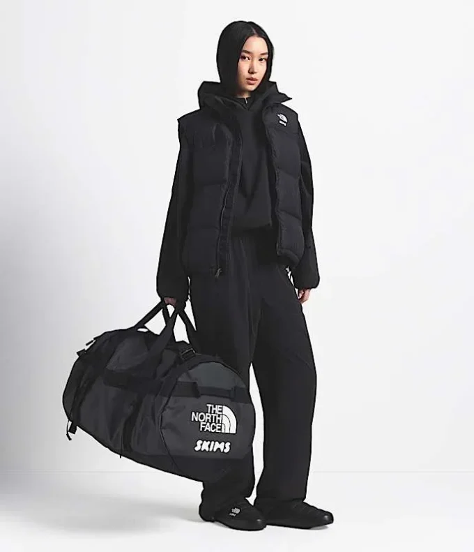 The North Face X SKIMS Base Camp Duffel – groß The North Face X SKIMS Base Camp Duffel – groß