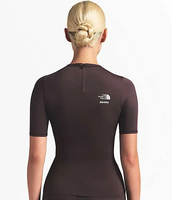 The North Face X SKIMS Damen-Kurzarm-Oberteil Refina The North Face X SKIMS Damen-Kurzarm-Oberteil Refina