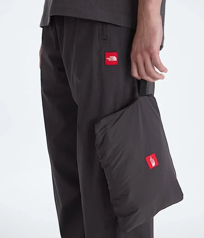 TNF™ Red Box Packable Hooded Wind Jacket für Herren