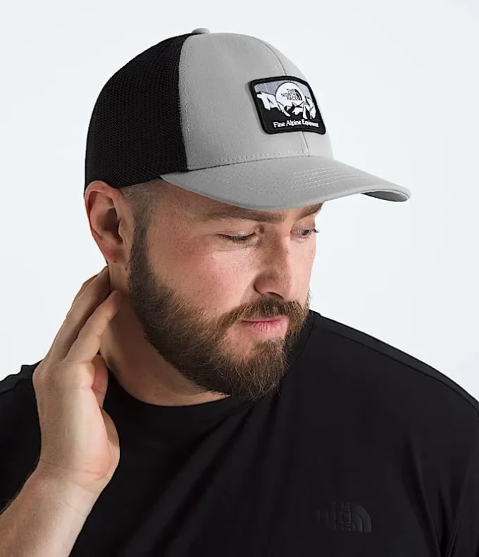 Truckee Trucker-Kappe mit Passform Truckee Trucker-Kappe mit Passform