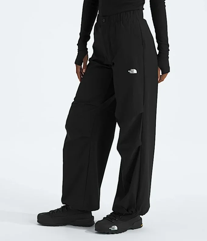 Weite Damenhose aus Webstoff Weite Damenhose aus Webstoff